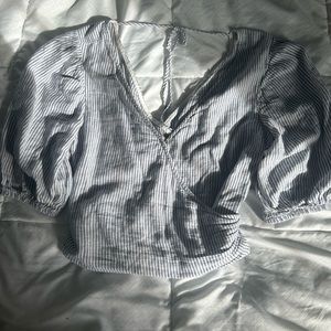 Abercrombie and Fitch top